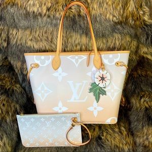NWT - 🍀Limited Edition🍀 Louis Vuitton Neverfull By the Pool - Beige MM